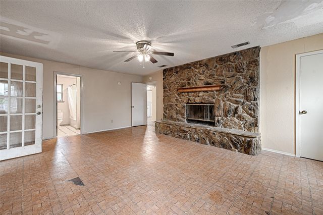 19455 County Road 541, Nevada, TX 75173