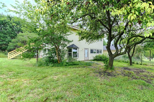 19455 County Road 541, Nevada, TX 75173