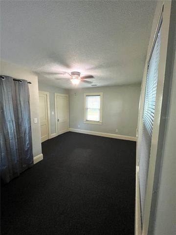402 W PARIS STREET, Tampa, FL 33604