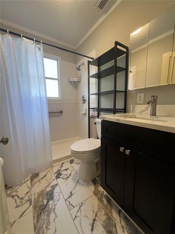 402 W PARIS STREET, Tampa, FL 33604