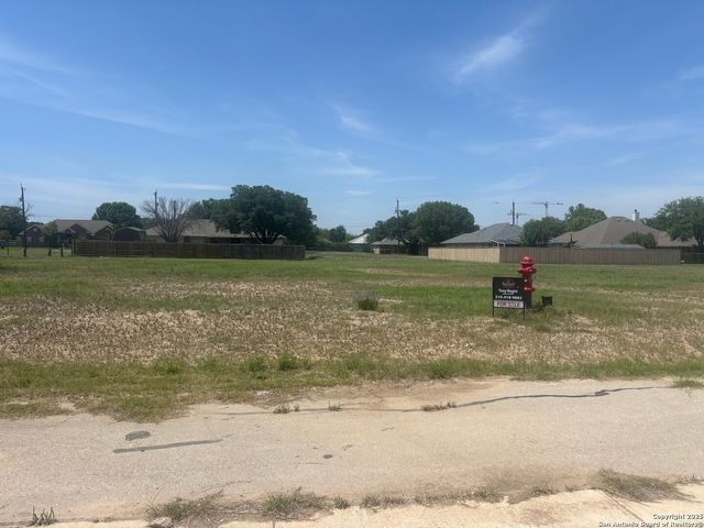 2 Utopia, Selma, TX 78154