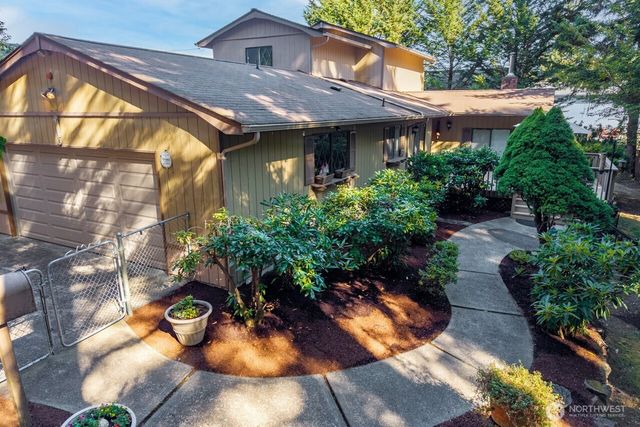 9215 96th Street NW, Gig Harbor, WA 98332