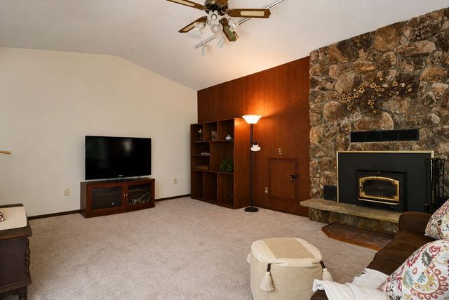 9215 96th Street NW, Gig Harbor, WA 98332