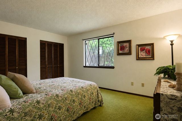 9215 96th Street NW, Gig Harbor, WA 98332