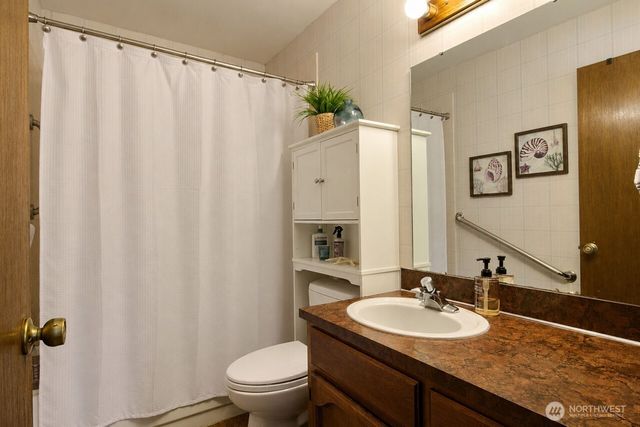 9215 96th Street NW, Gig Harbor, WA 98332
