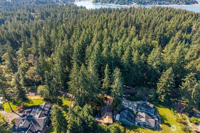 9215 96th Street NW, Gig Harbor, WA 98332