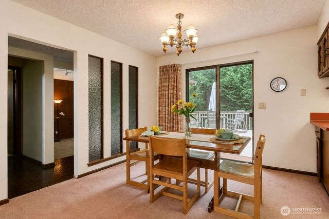 9215 96th Street NW, Gig Harbor, WA 98332
