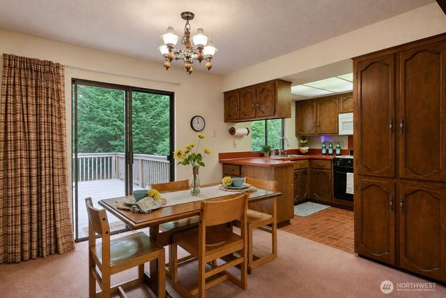 9215 96th Street NW, Gig Harbor, WA 98332
