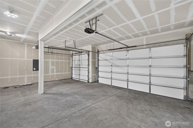 2981 SW Crestwood Drive, Oak Harbor, WA 98277