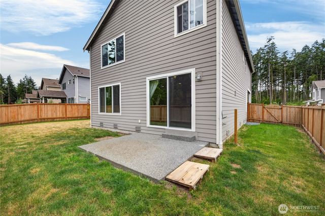 2981 SW Crestwood Drive, Oak Harbor, WA 98277
