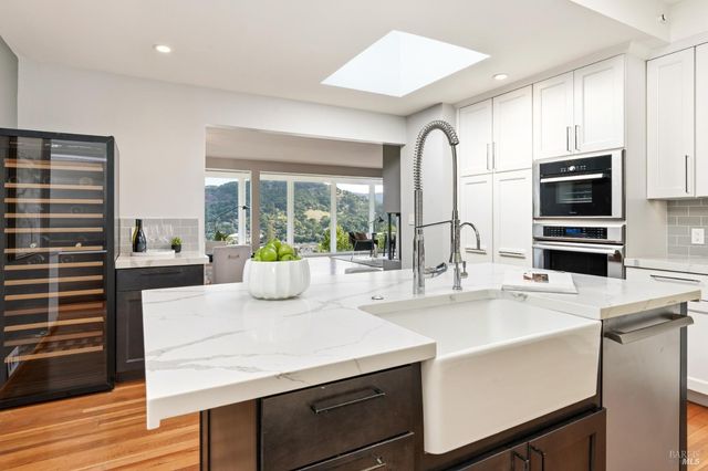 183 Reservoir Rd, San Rafael, CA 94901