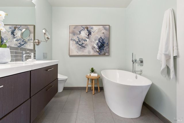 183 Reservoir Rd, San Rafael, CA 94901