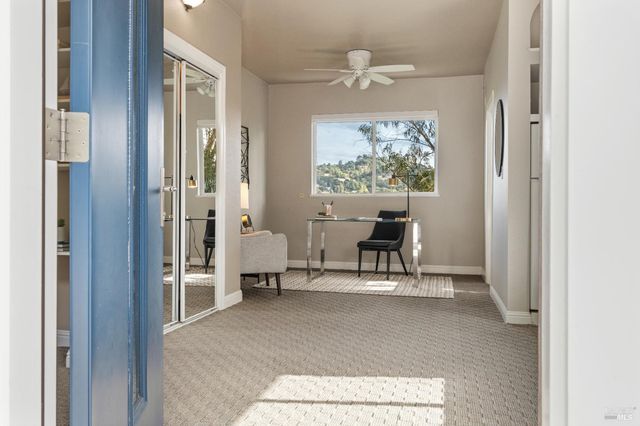 183 Reservoir Rd, San Rafael, CA 94901