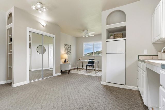 183 Reservoir Rd, San Rafael, CA 94901