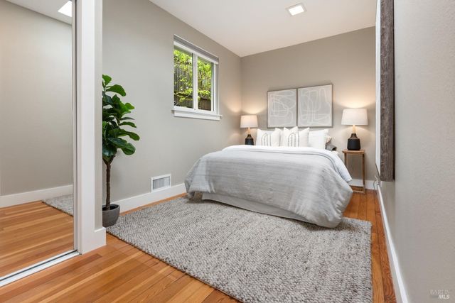 183 Reservoir Rd, San Rafael, CA 94901