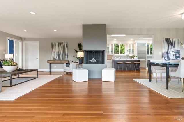 183 Reservoir Rd, San Rafael, CA 94901