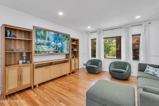 93 Woodcrest Drive, Freehold, NJ 07728