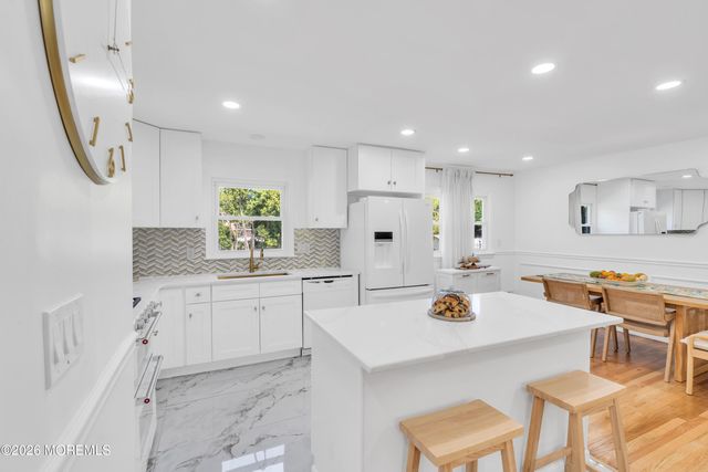 93 Woodcrest Drive, Freehold, NJ 07728