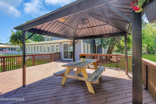 93 Woodcrest Drive, Freehold, NJ 07728
