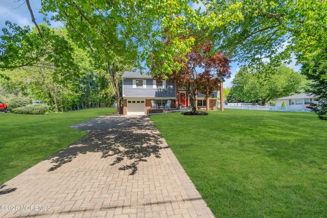 93 Woodcrest Drive, Freehold, NJ 07728