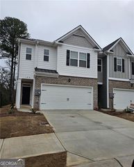 108 Hampton Circle, Mcdonough, GA 30253