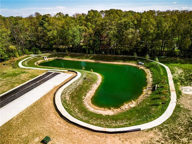 4252 Apple Branch Drive 55-201, Sugarcreek Twp, OH 45459