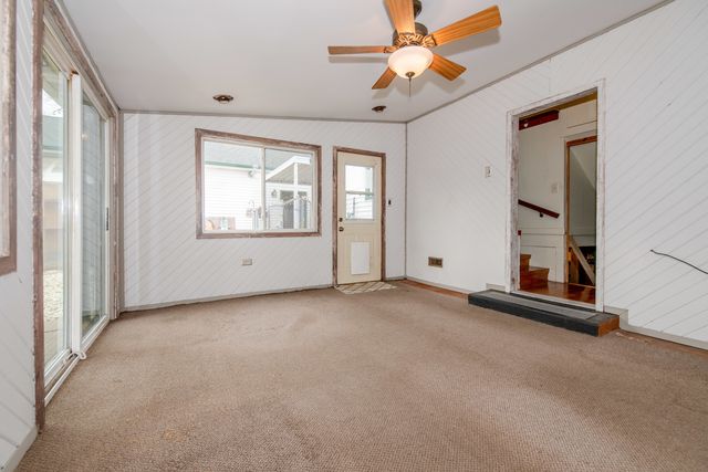 1818 E Washington Street, Joliet, IL 60433