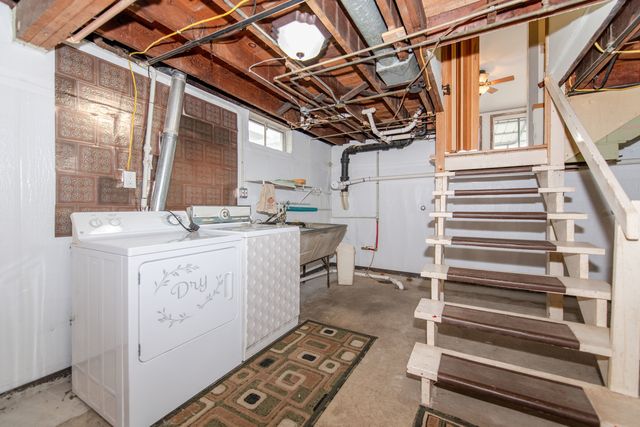 1818 E Washington Street, Joliet, IL 60433