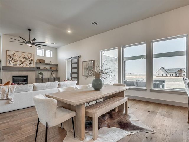 2540 Sunset Court, Guthrie, OK 73044