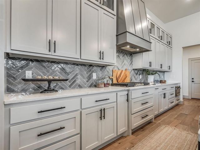 2540 Sunset Court, Guthrie, OK 73044