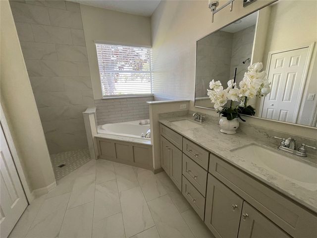 24345 AMBERLEAF COURT, Leesburg, FL 34748