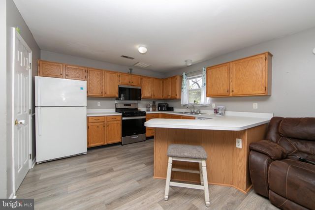 6 LEE ST, Pemberton, NJ 08068