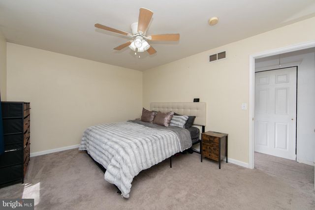 6 LEE ST, Pemberton, NJ 08068