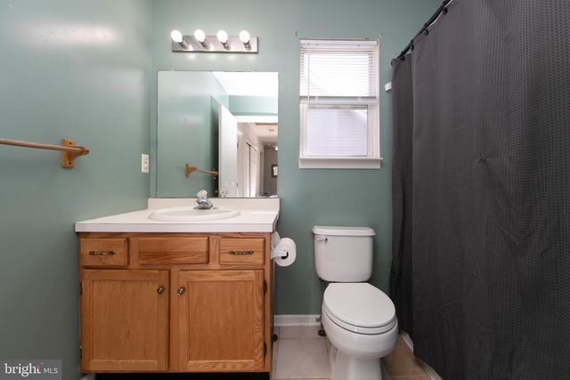 6 LEE ST, Pemberton, NJ 08068