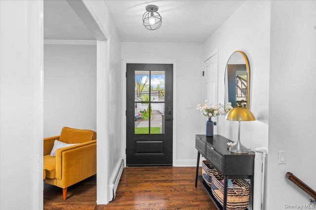 44 Askins Place, New Rochelle, NY 10801