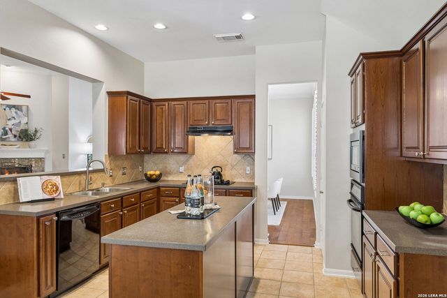 25003 Woodmont, San Antonio, TX 78260