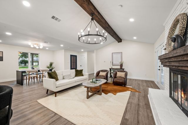 3208 Timberview Road, Dallas, TX 75229