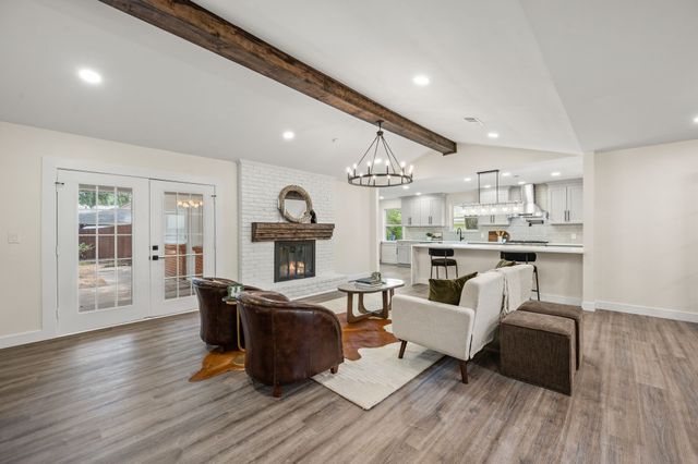 3208 Timberview Road, Dallas, TX 75229