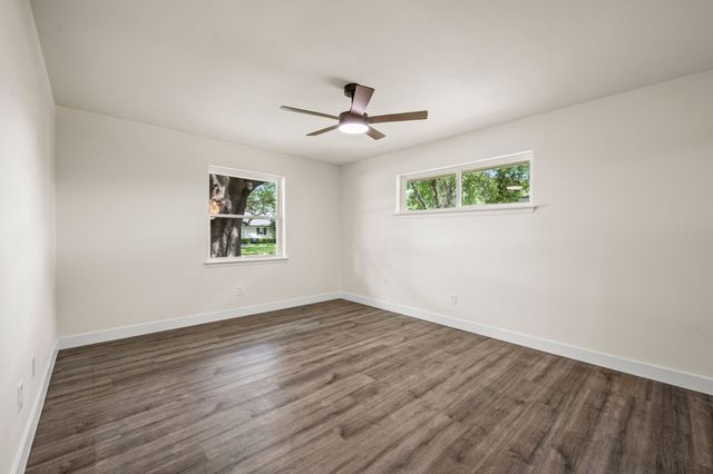3208 Timberview Road, Dallas, TX 75229