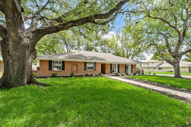 3208 Timberview Road, Dallas, TX 75229