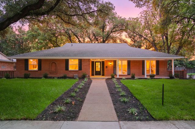 3208 Timberview Road, Dallas, TX 75229