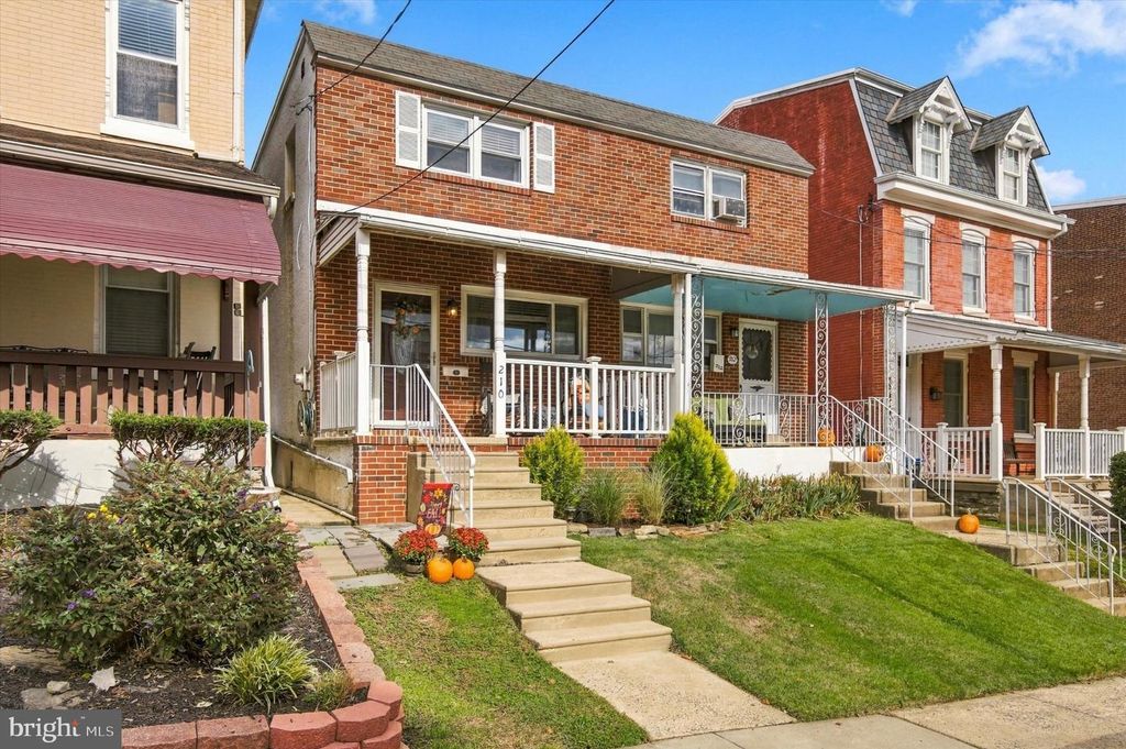 210 E 7TH AVE, CONSHOHOCKEN, PA 19428 — exterior