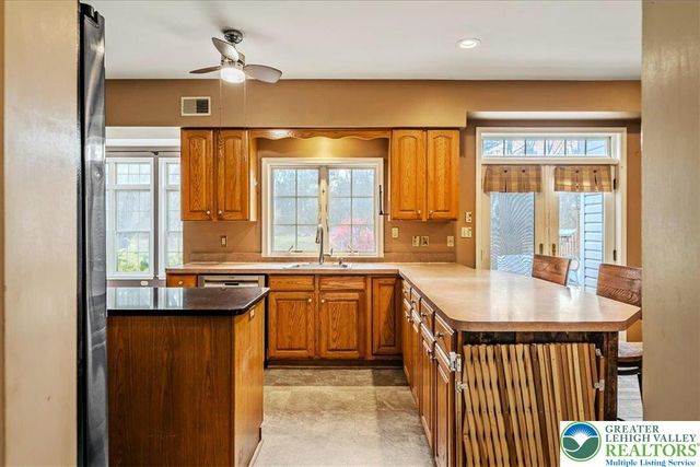 126 Devonshire Drive, Hamilton Twp, PA 18360