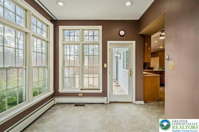 126 Devonshire Drive, Hamilton Twp, PA 18360