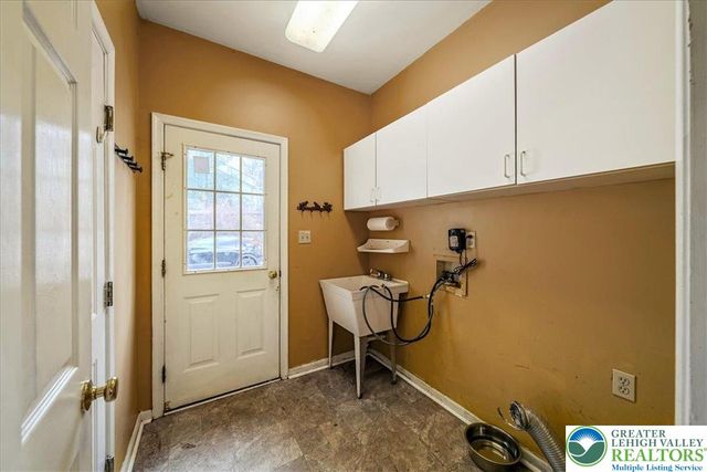 126 Devonshire Drive, Hamilton Twp, PA 18360