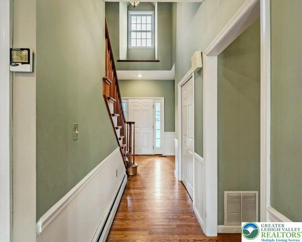 126 Devonshire Drive, Hamilton Twp, PA 18360