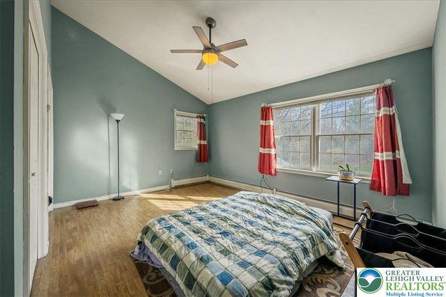 126 Devonshire Drive, Hamilton Twp, PA 18360