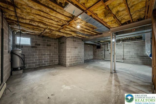 126 Devonshire Drive, Hamilton Twp, PA 18360