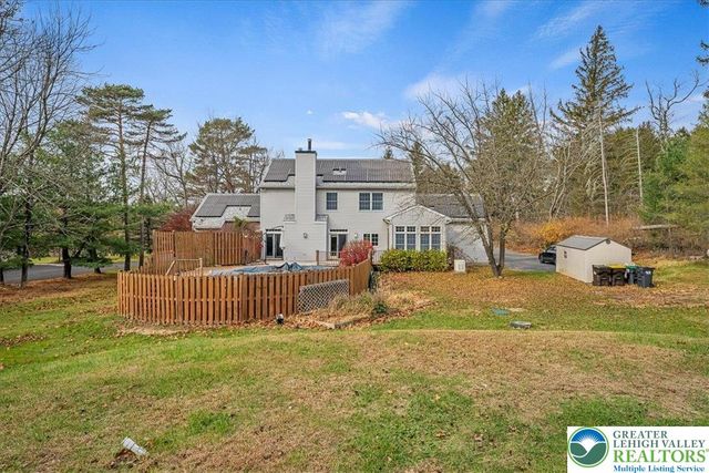 126 Devonshire Drive, Hamilton Twp, PA 18360