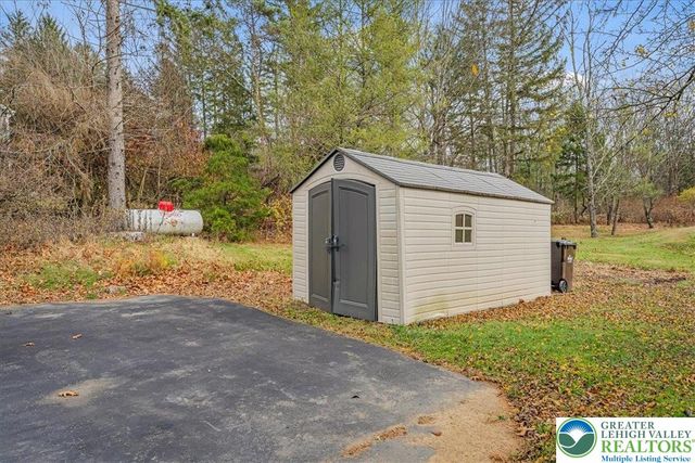 126 Devonshire Drive, Hamilton Twp, PA 18360